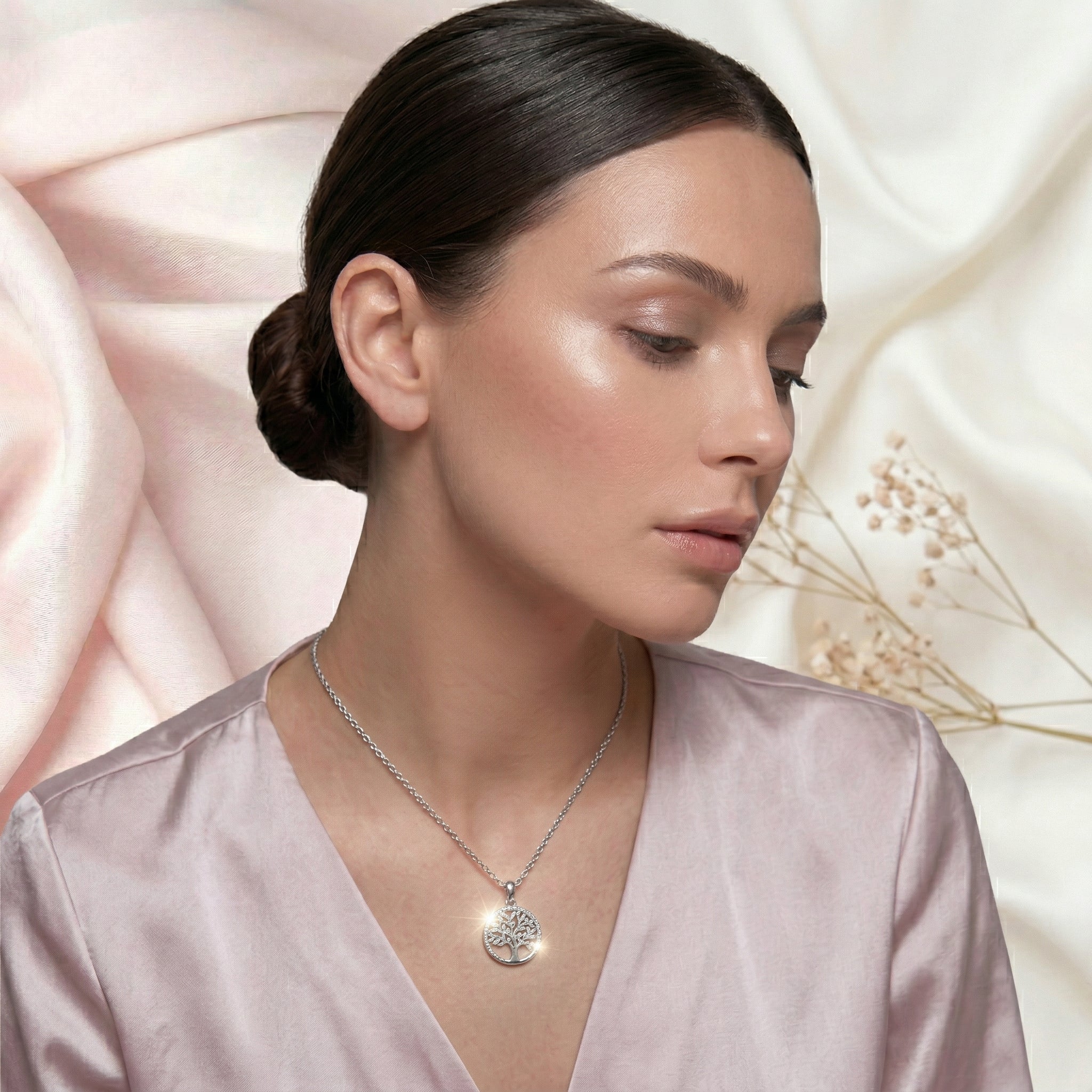 Collar Hera