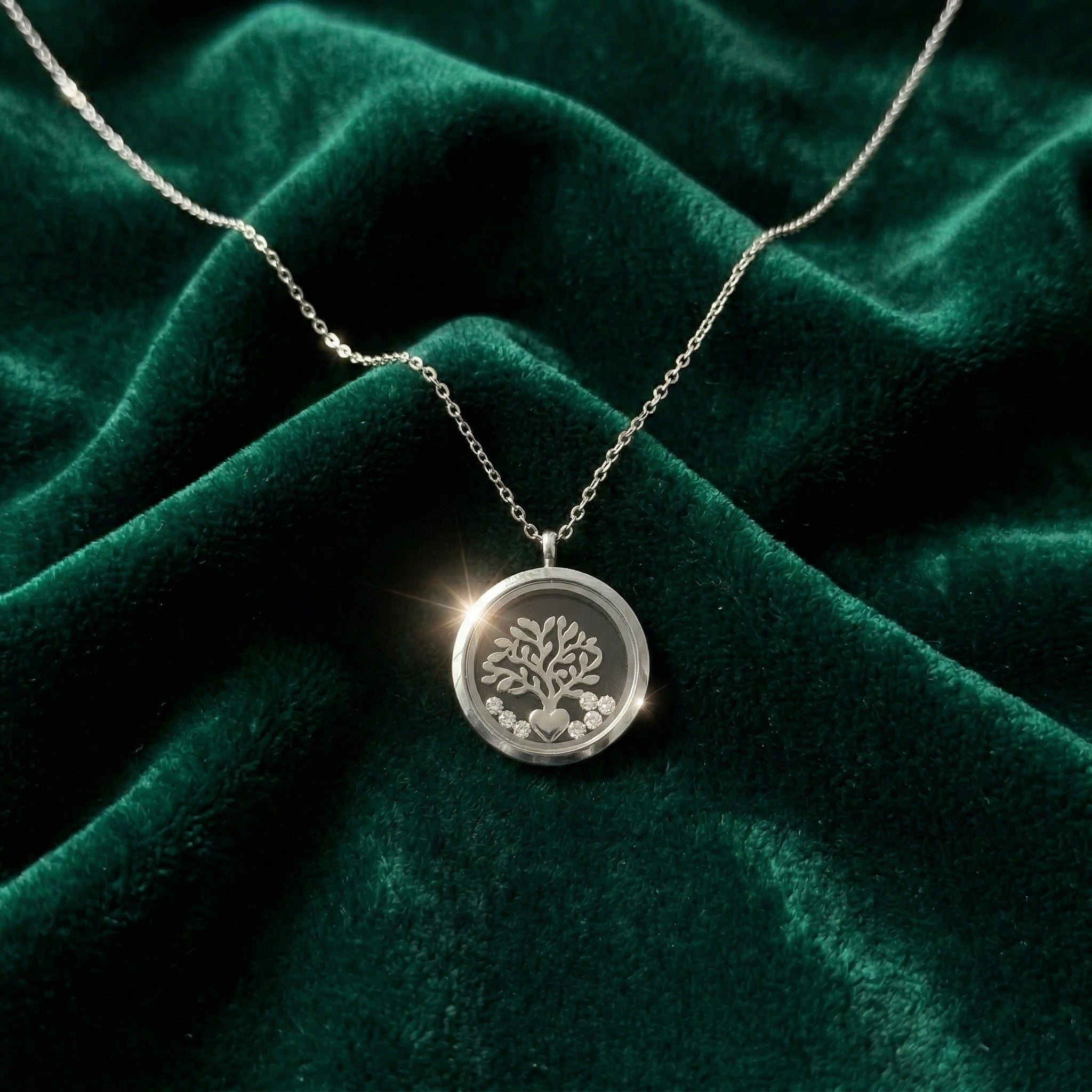Collar Hera